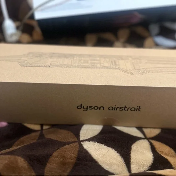 Dyson Airstrait - Picture 5 of 9